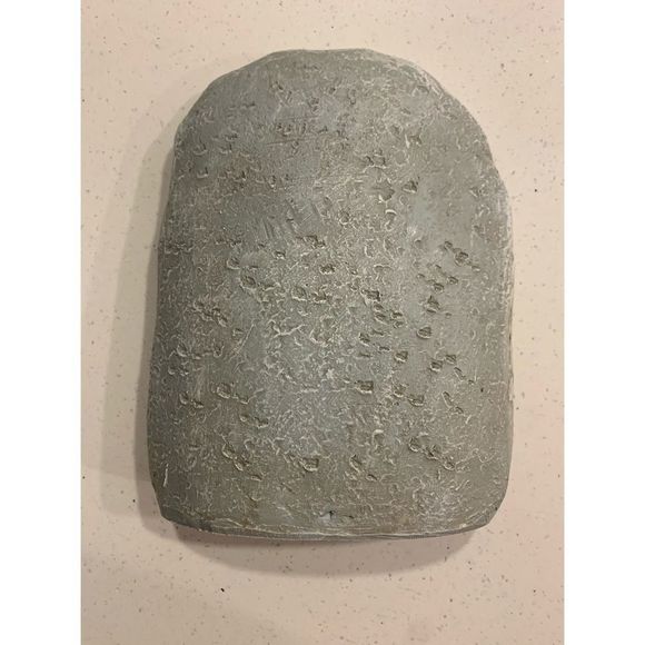 Fake rock decoration - Picture 3 of 3